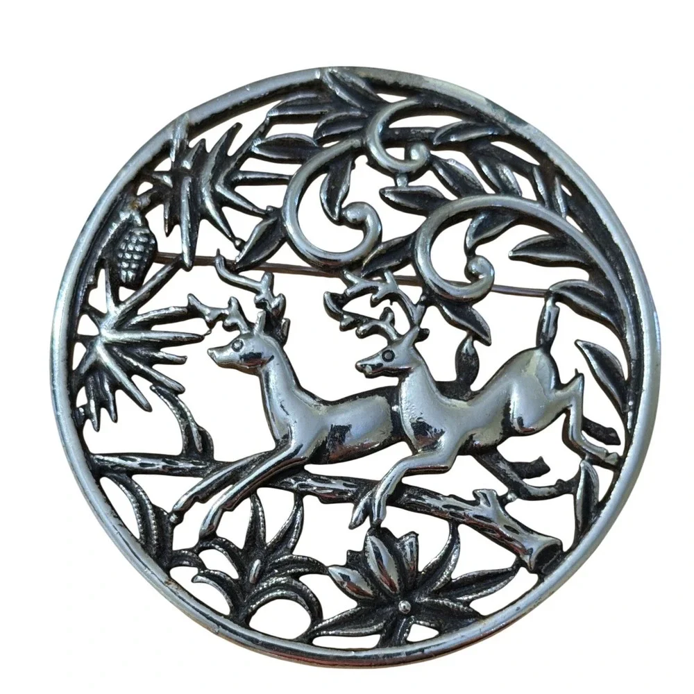 Vintage Sarah Coventry Silver Tone Leaping Deer Woodland Openwork Brooch Novelty